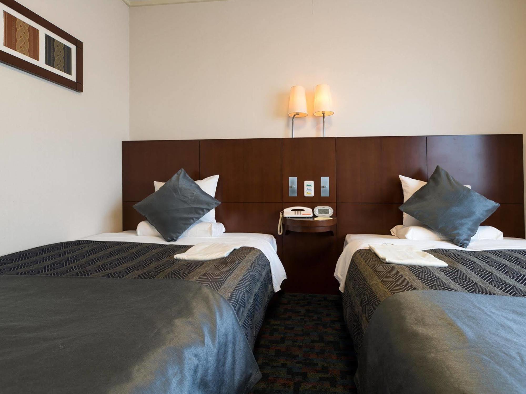 Urayasu Hotel Mystays Maihama מראה חיצוני תמונה