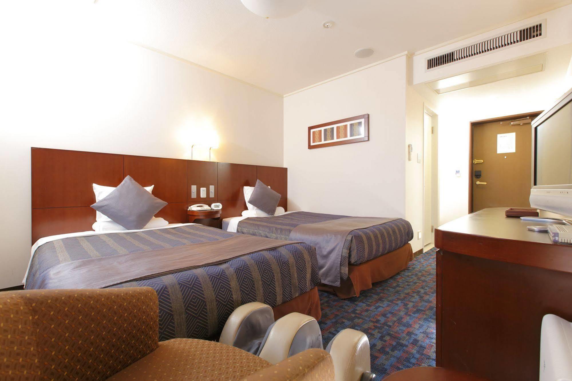 Urayasu Hotel Mystays Maihama מראה חיצוני תמונה