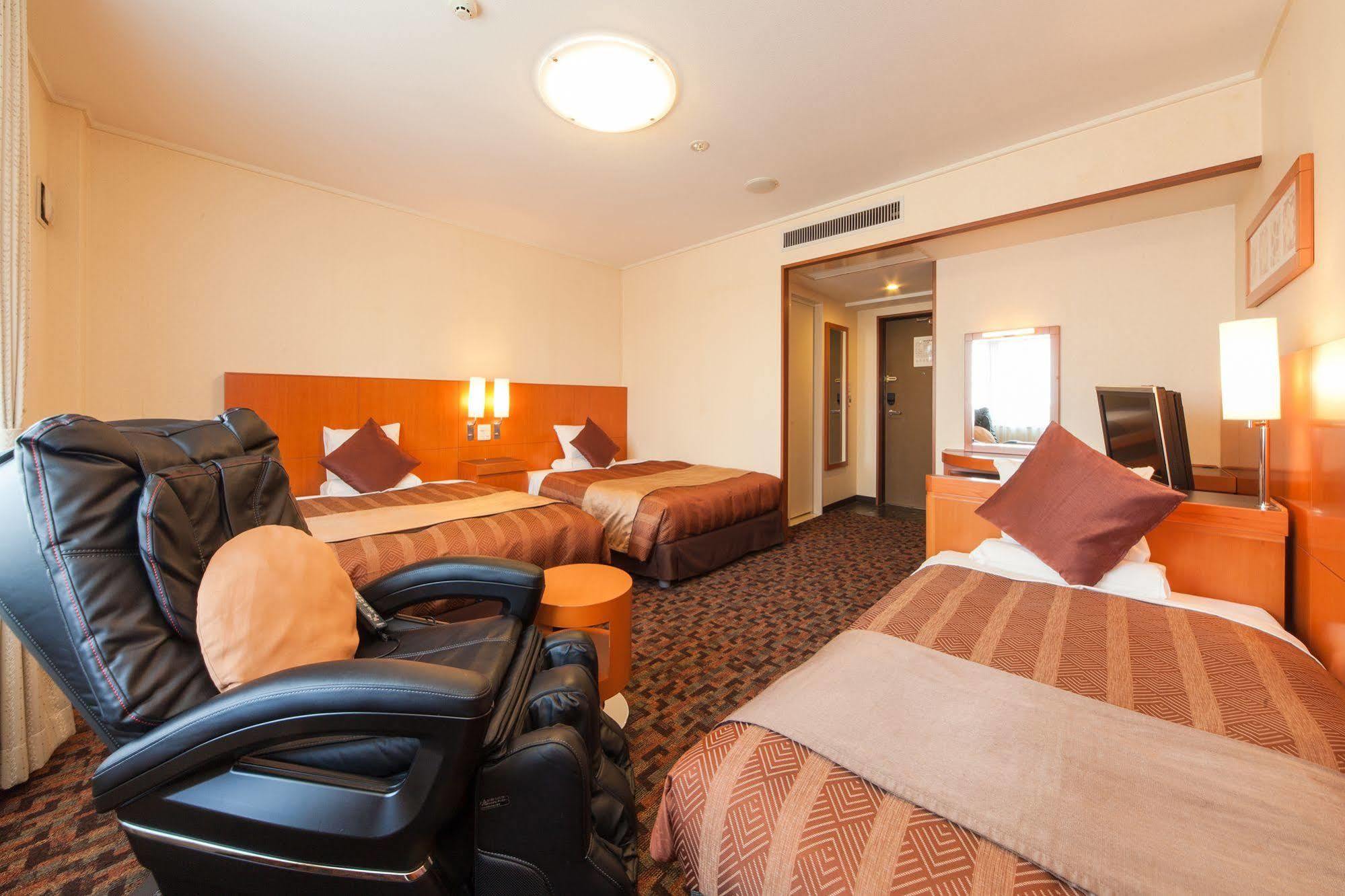 Urayasu Hotel Mystays Maihama מראה חיצוני תמונה